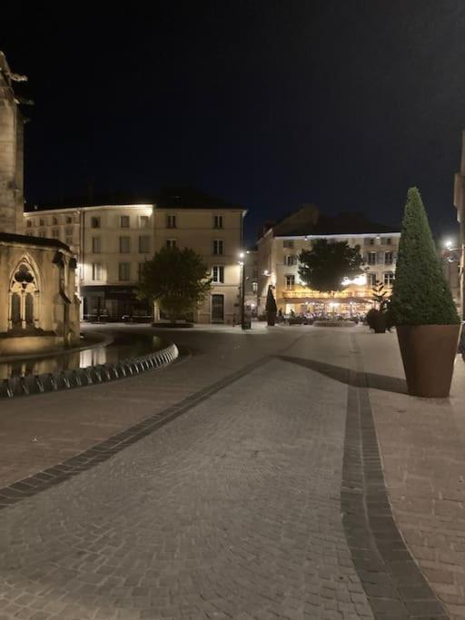 Superbe Appartement A Une Minute A Pied De La Gare 埃皮纳勒 外观 照片