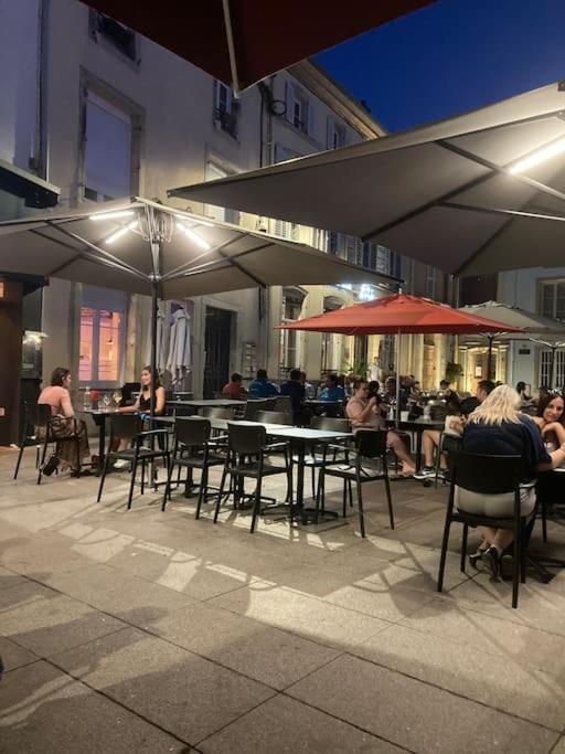 Superbe Appartement A Une Minute A Pied De La Gare 埃皮纳勒 外观 照片