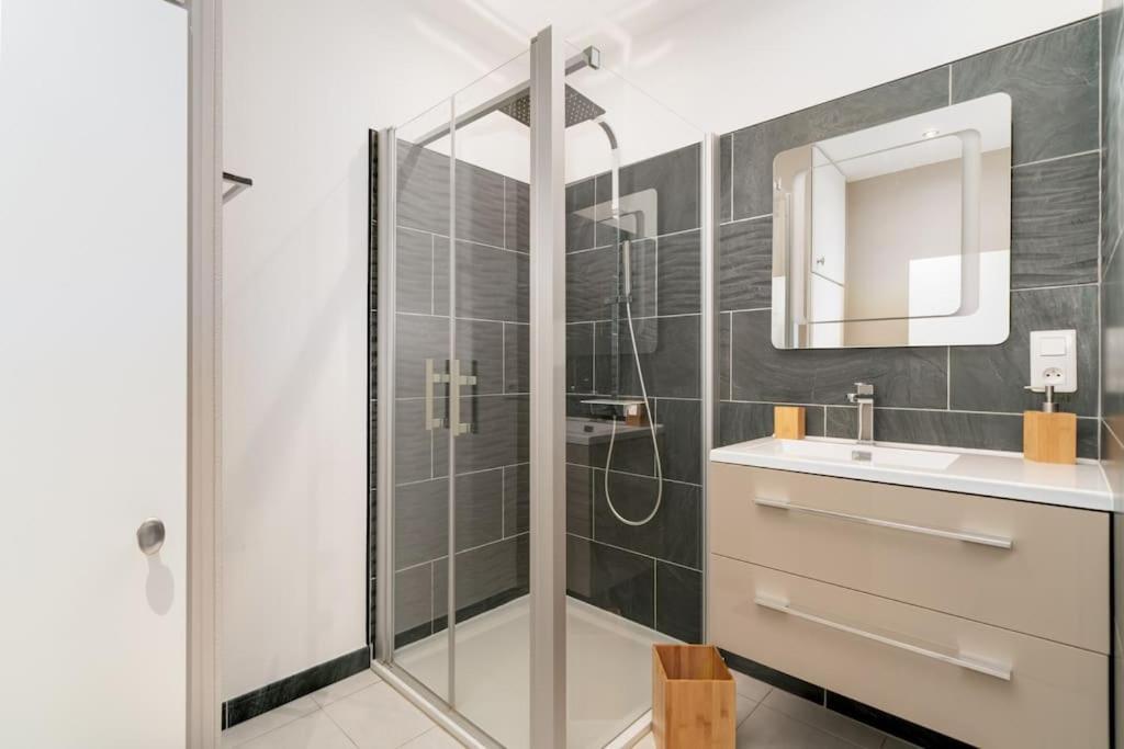 Superbe Appartement A Une Minute A Pied De La Gare 埃皮纳勒 外观 照片