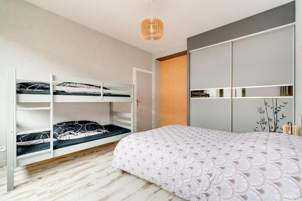 Superbe Appartement A Une Minute A Pied De La Gare 埃皮纳勒 外观 照片