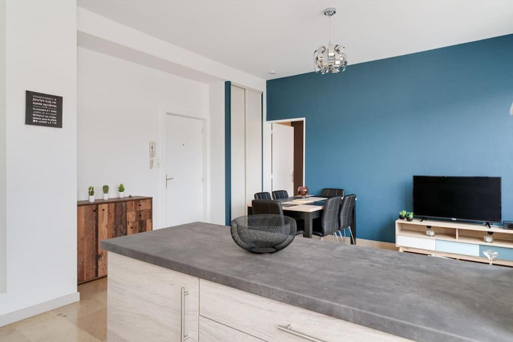 Superbe Appartement A Une Minute A Pied De La Gare 埃皮纳勒 外观 照片