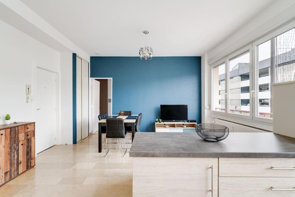 Superbe Appartement A Une Minute A Pied De La Gare 埃皮纳勒 外观 照片